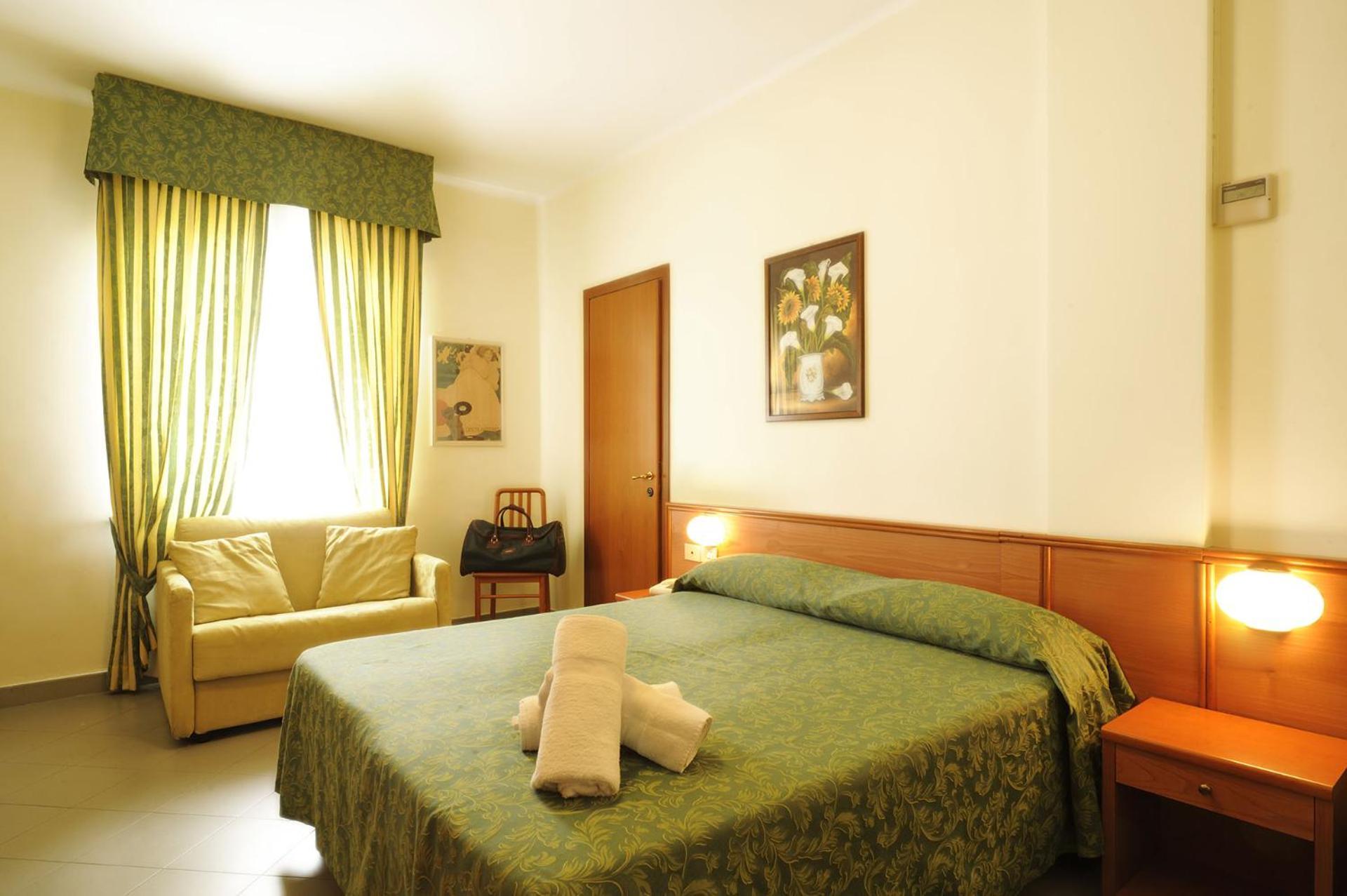 Hotel Tritone Laigueglia Ngoại thất bức ảnh