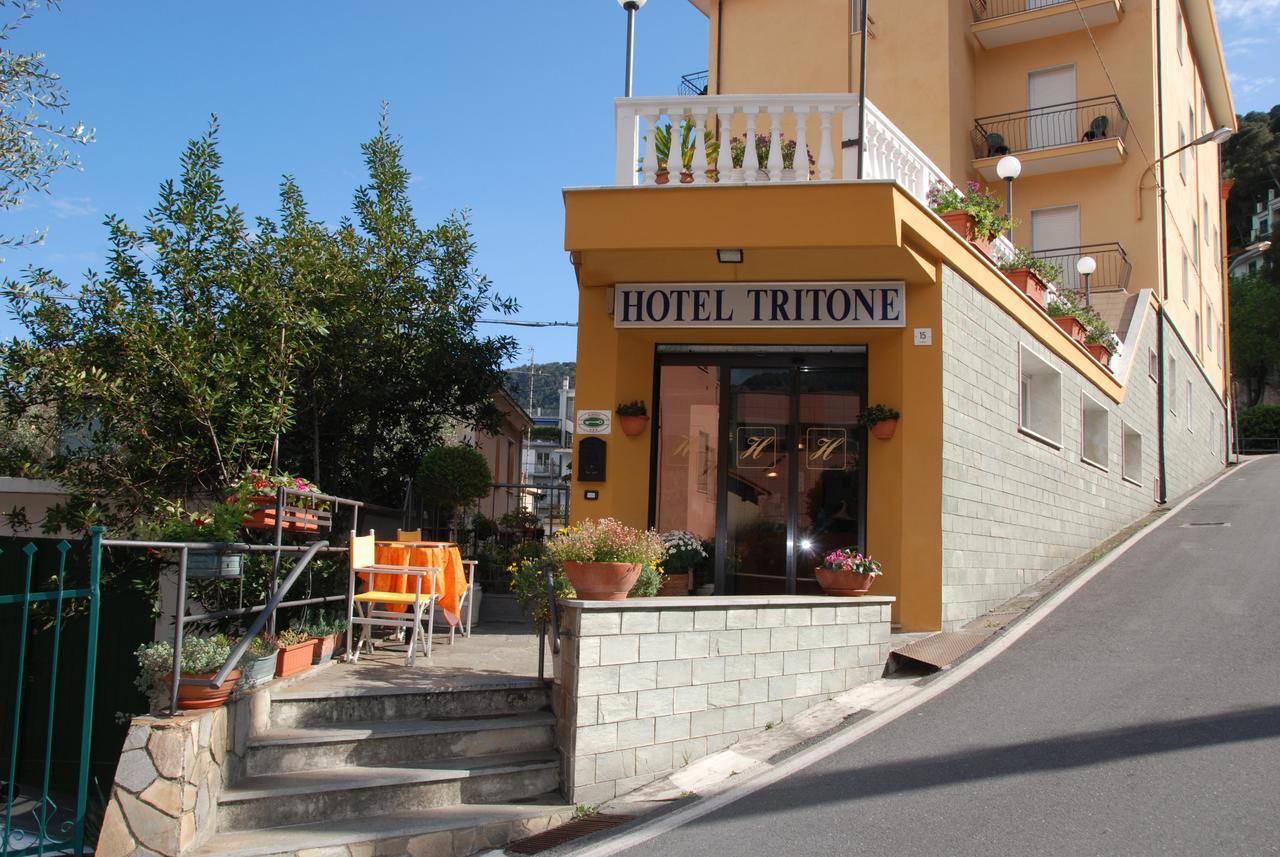 Hotel Tritone Laigueglia Ngoại thất bức ảnh